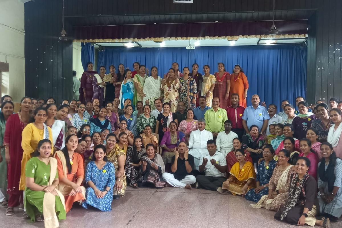 Holy Cross High School, Kurla